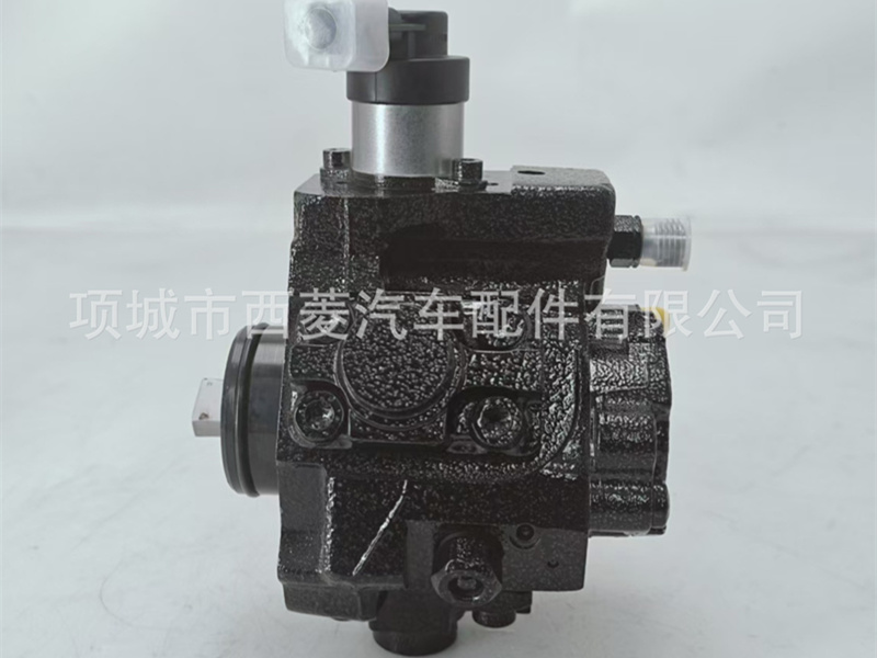 ZD30 0445010136 燃油泵