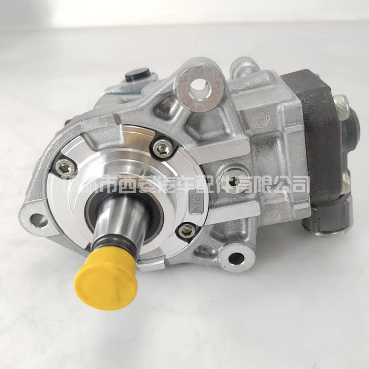 22100-0E010适用于丰田INNOVA FORTUNER HILUX 1GD2GDFTV高压油泵