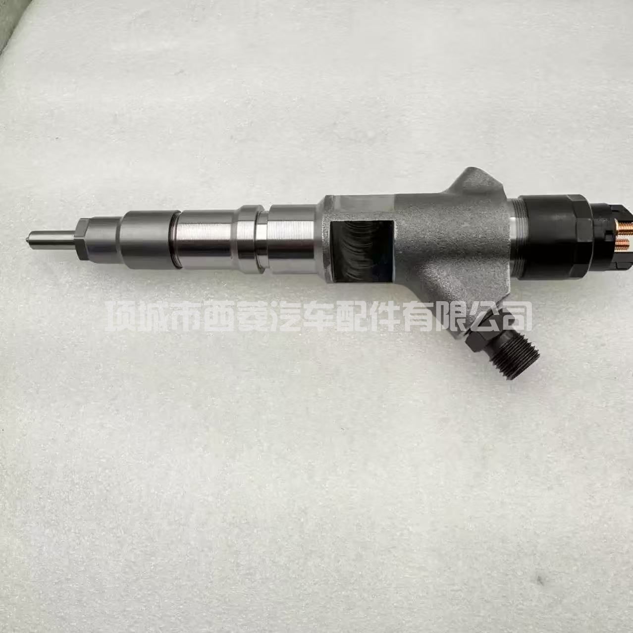 适用于卡玛斯 Crin2-16 Crin216 的燃油喷射器 0445120153