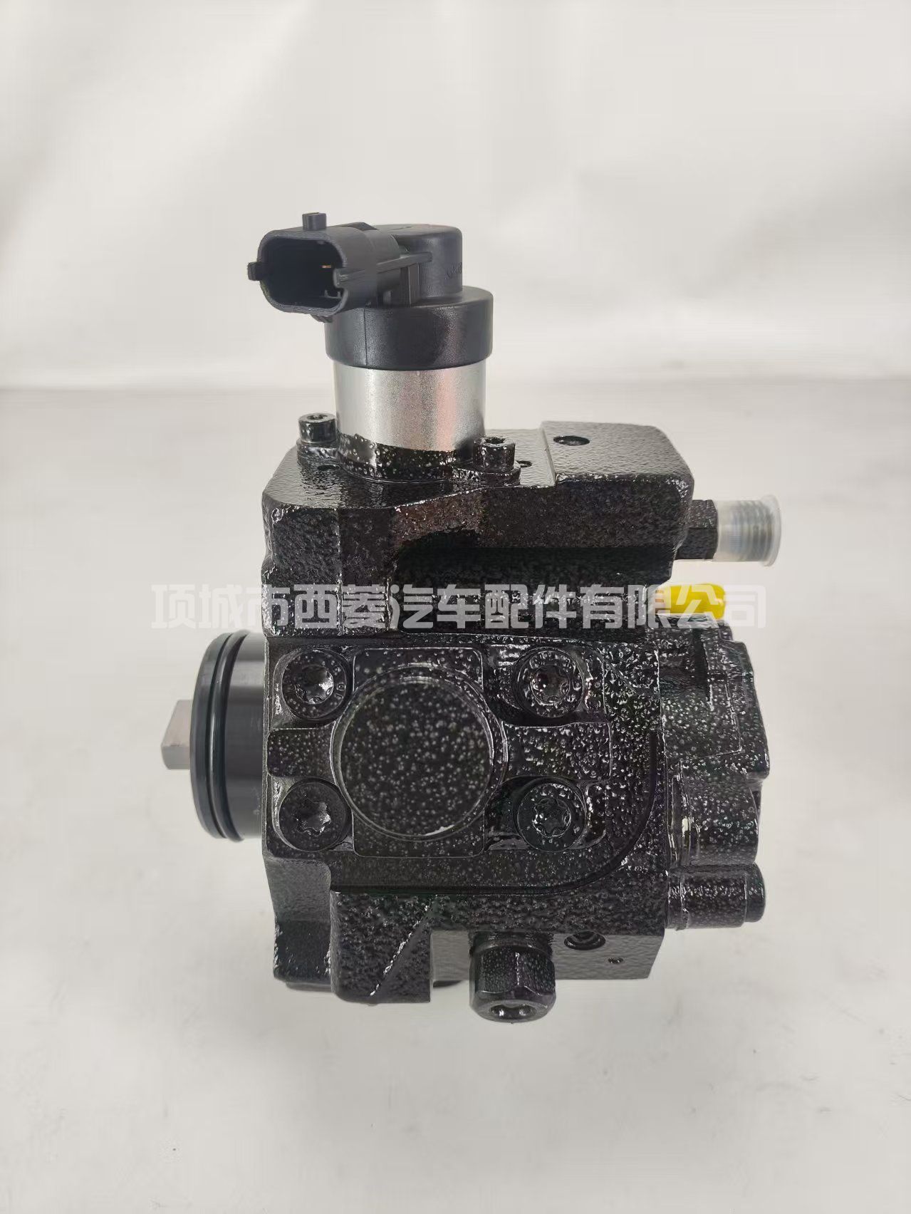 16700-MA70C柴油泵