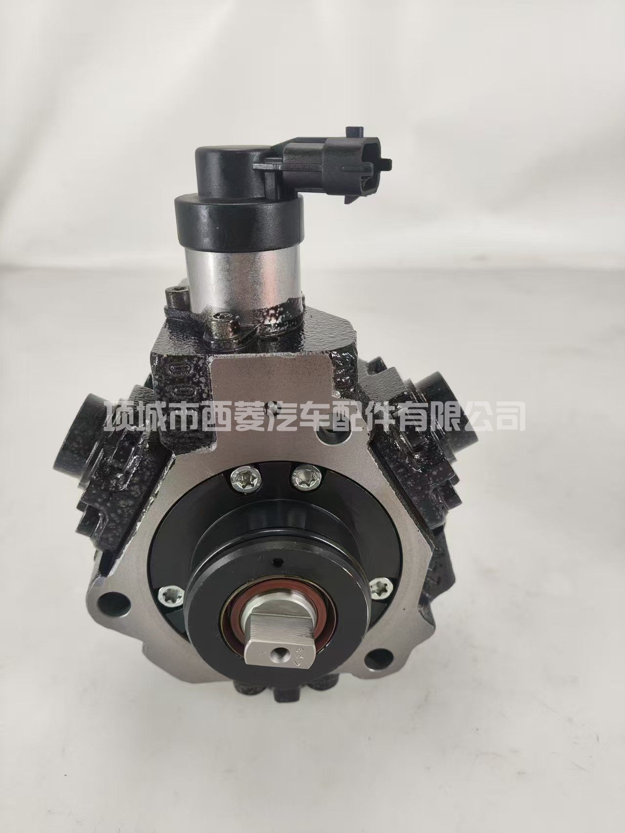 16700-MA70C柴油泵