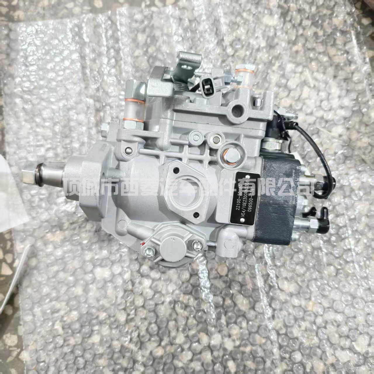 22100-5D180适用于丰田兰德酷路泽海狮海拉克斯5L发动机高压油泵096500-3081