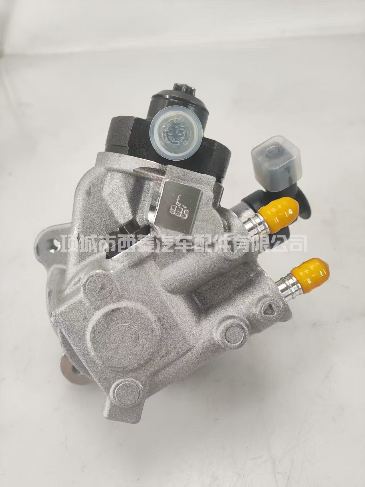 优势供应适用于工程机械发动机配件燃油泵喷油泵总成0445010533