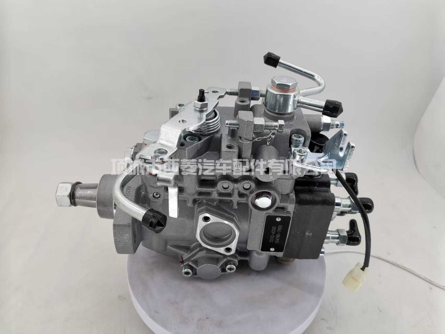 新型柴油燃油泵33102-42500 104780-7900