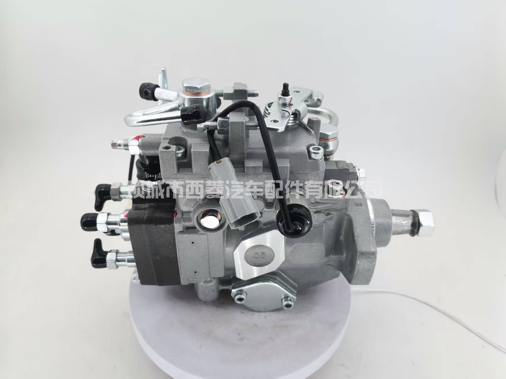 新型柴油燃油泵33102-42500 104780-7900