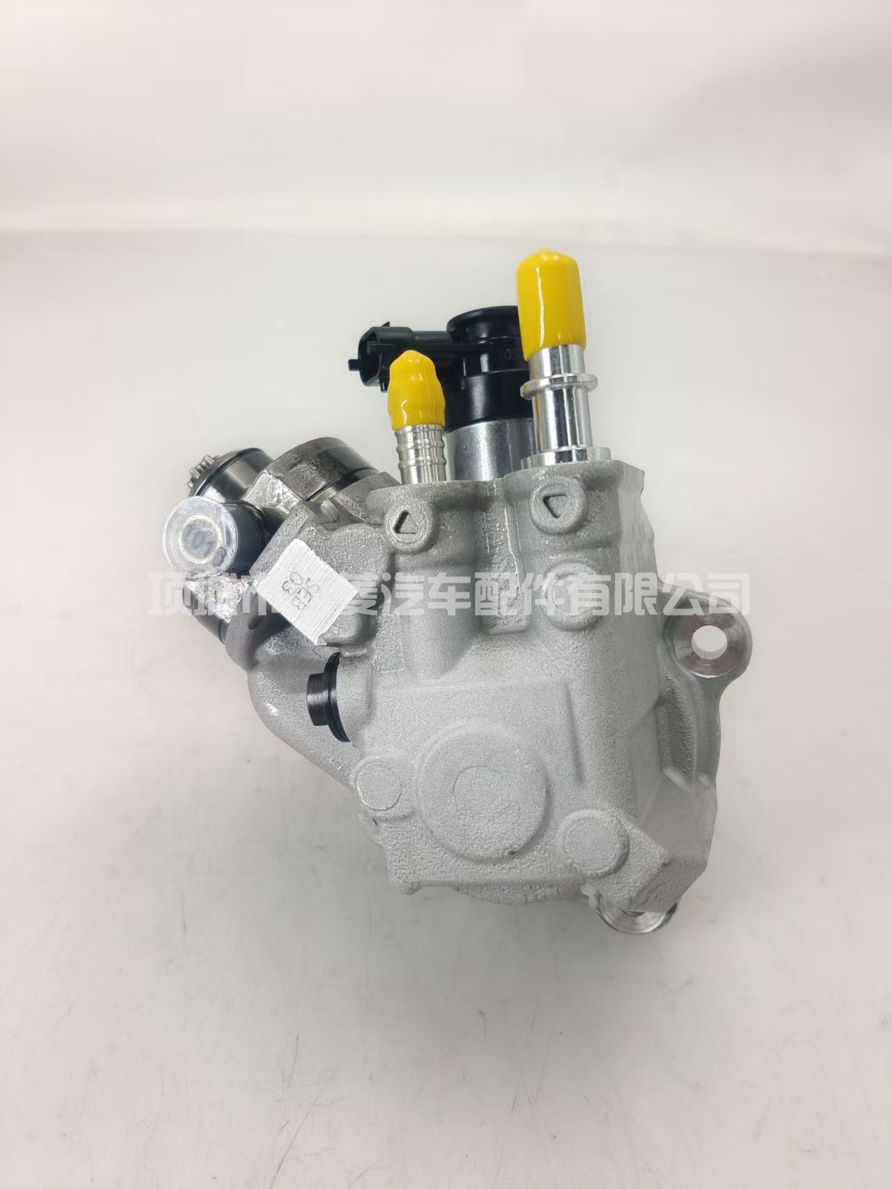 燃油泵0445020510适用道依茨KHD TCD2.9L 发动机油泵04132090