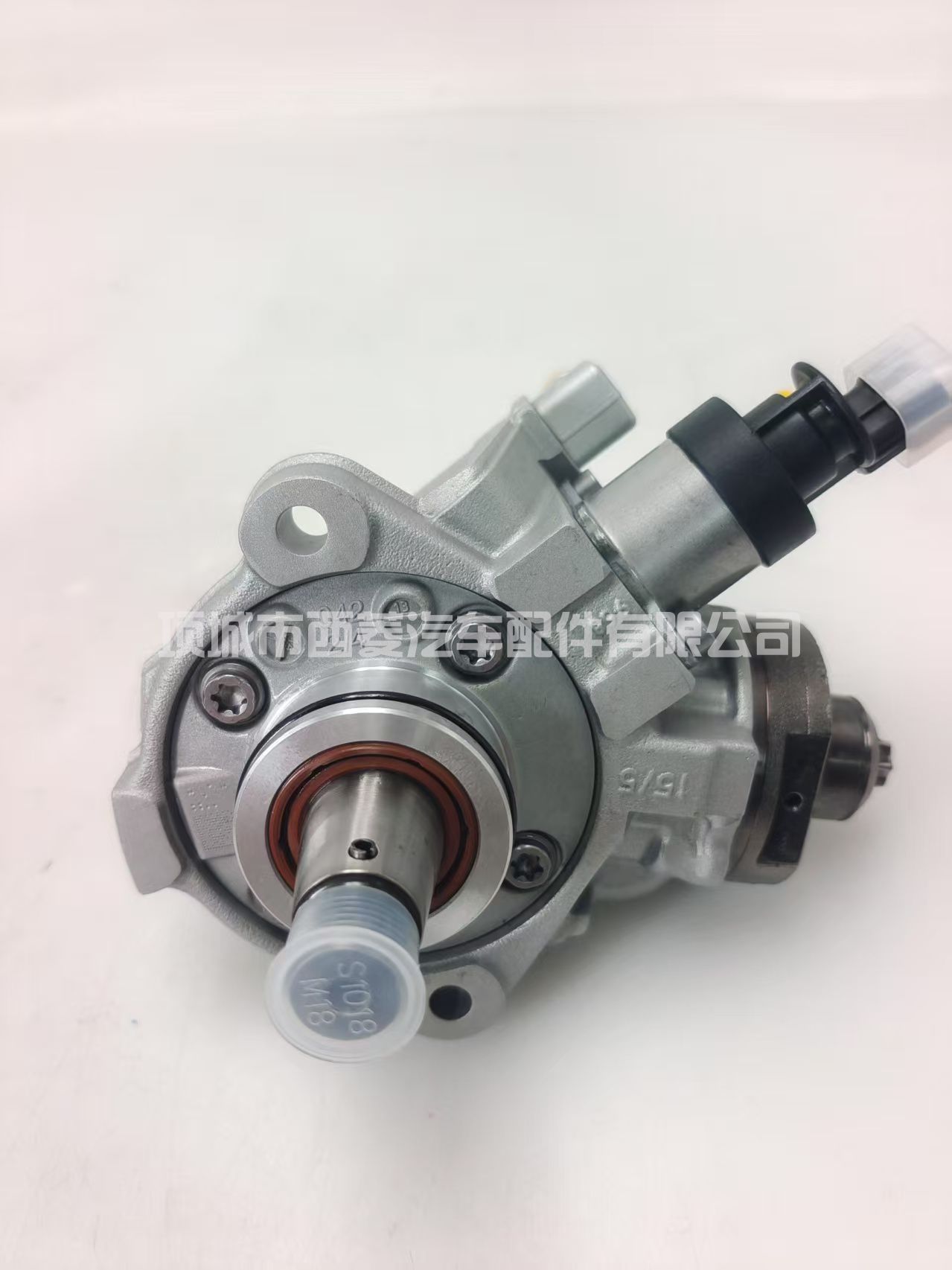 燃油泵 0445010598，与 0445010511、0445010544 燃油泵总成油泵
