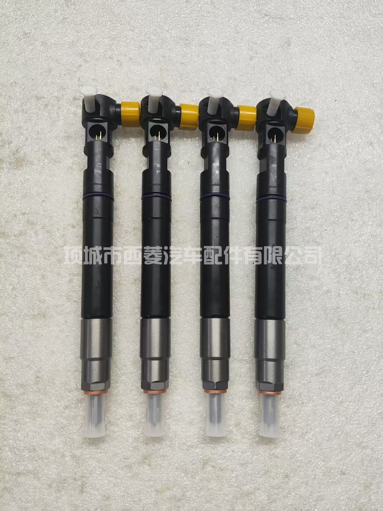 适用于德尔福发动机的原装柴油共轨喷油器 6710170121 A6710170121 Embr00301d