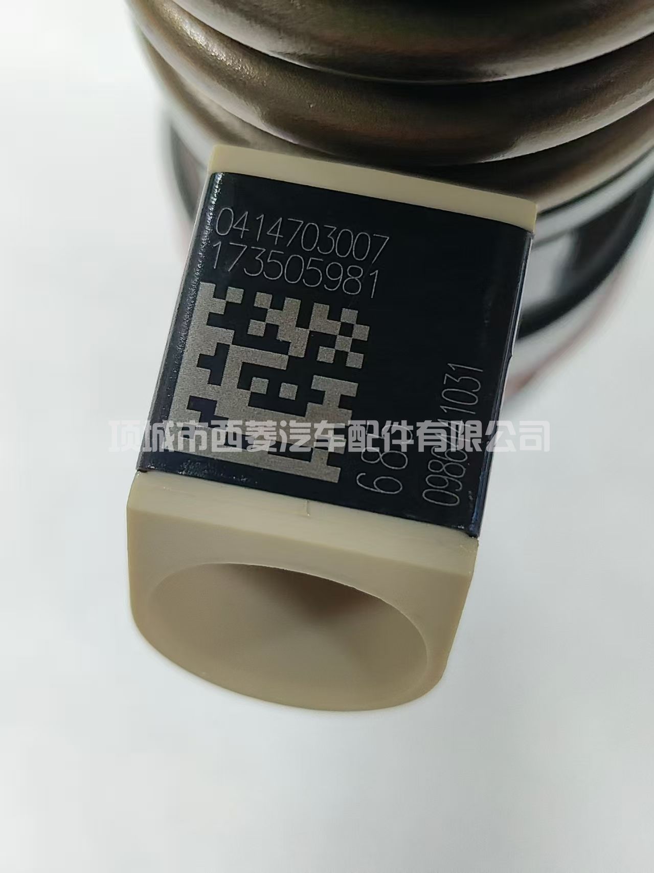 0414703007 泵喷嘴适用 ser-ies60系列发动机