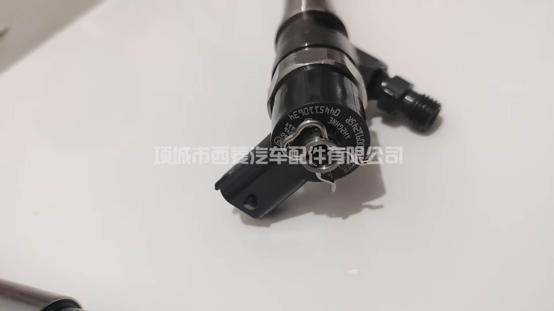 0445110375 0445110634 0986435205 4420518 喷油器
