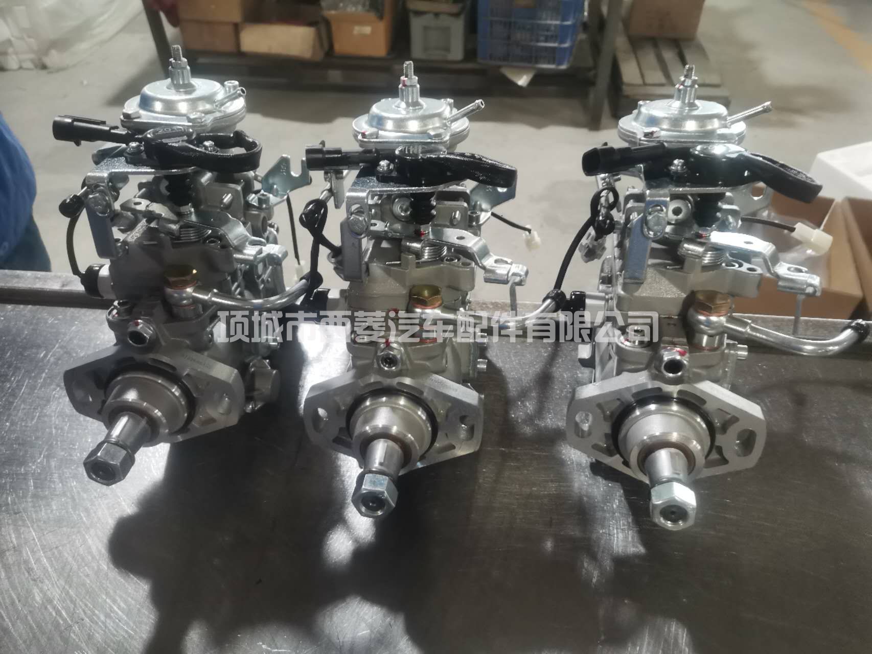全新燃油喷射泵 33106-42030 104780-7530 VE4/10F1900RNP2219 33104-42140 适用于 H-1 H100 2.5 TD