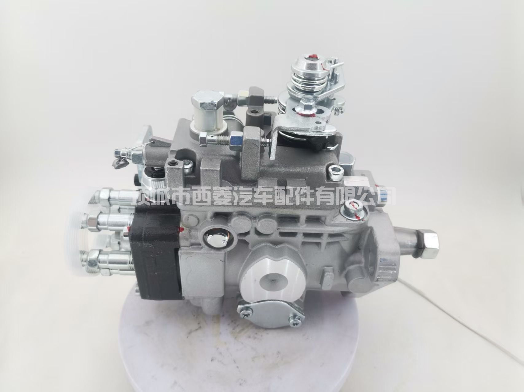 6 BT-5.9发动机的喷油泵0460426093 VE6/12F1000R225-15 68008901 R225-15