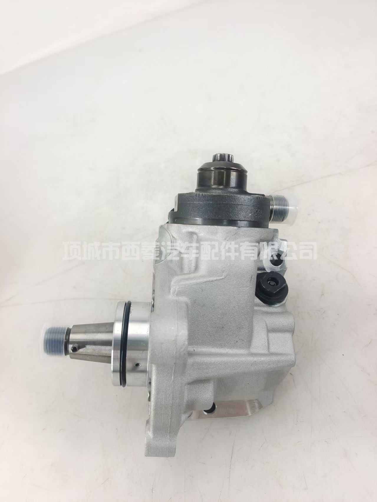 燃油喷射泵型号 0445020527 0445020528 04132378 04132090 适用于博世道依茨发动机